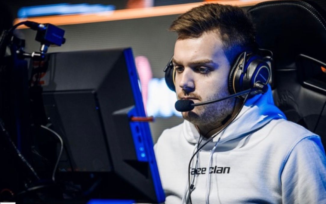 NEST小组赛Day7各小组积分：RW、SN、iG、西安WE进入四强