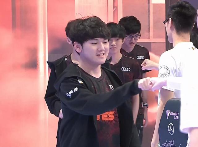 EDward Gaming 晋级决赛，而 T1 陷入失败 - 曼谷大师赛 2025 结果